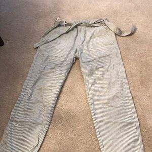american eagle flowy pants